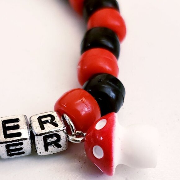 Gamer Kandi Bracelet With Mushroom Charm - Picture 2 of 3